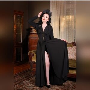 Laura Byrnes Clairice Coat Dress